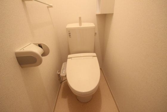 アルモニー串戸