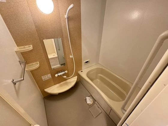 ヴィラ・メリディアン B