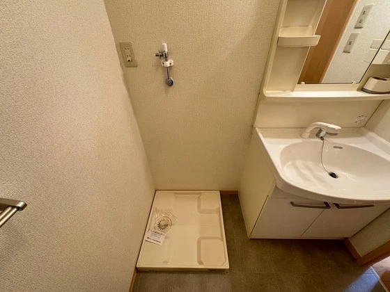 ヴィラ・メリディアン B