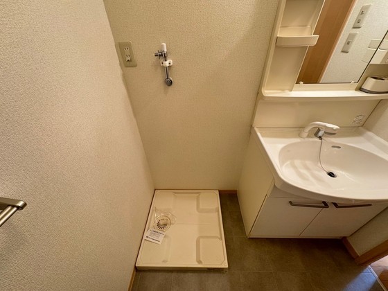 ヴィラ・メリディアン B