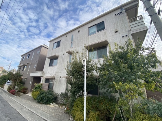 フローラ古江西