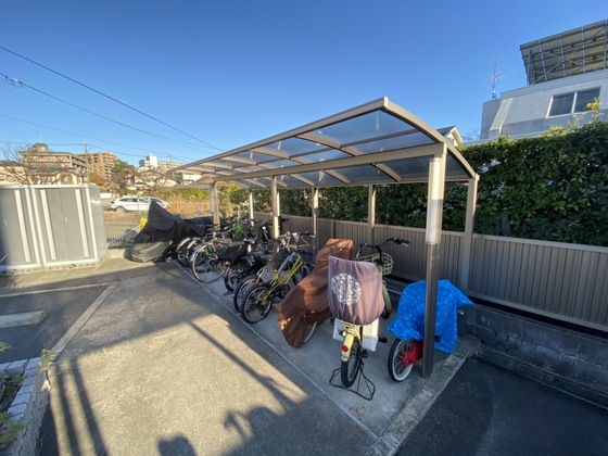 フローラ古江西