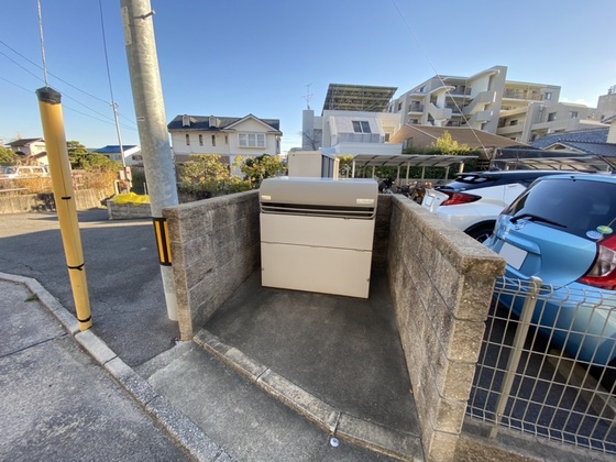 フローラ古江西