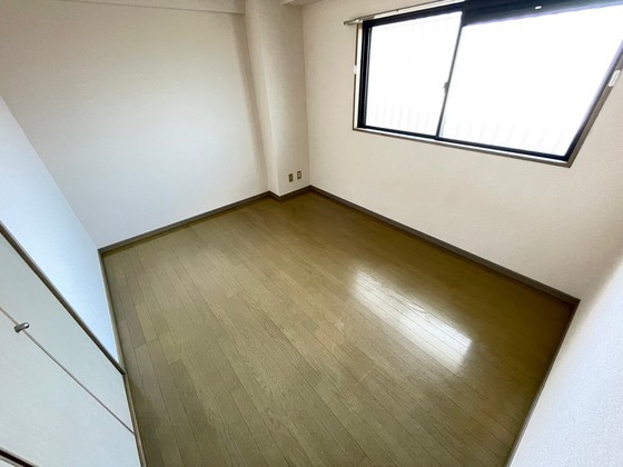 イーストプレイン