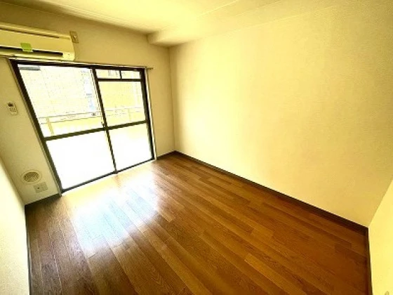 エスカリア中山南