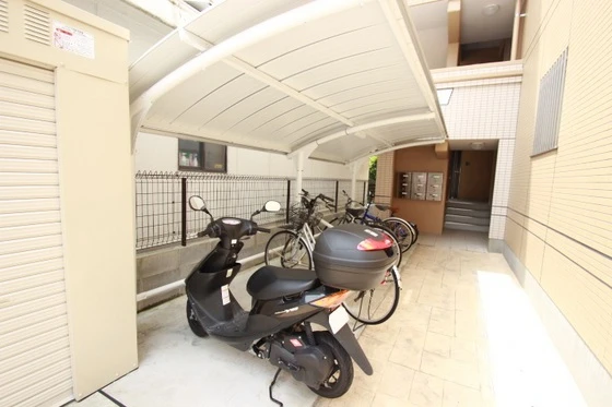 アヴァンティ三篠