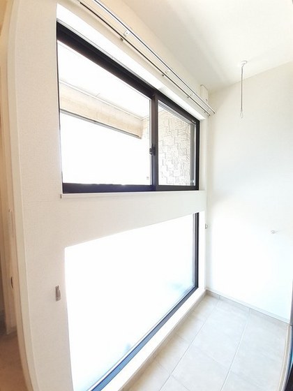 ランド・グローリア