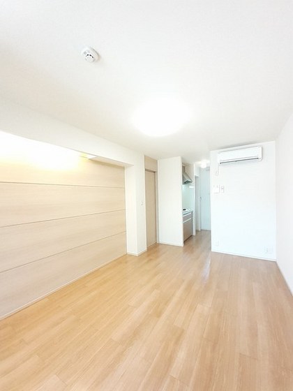 ランド・グローリア