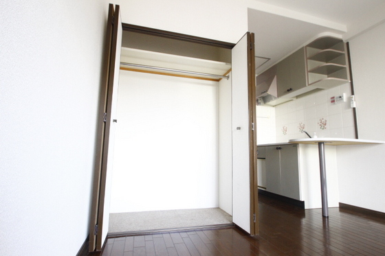 ダイアパレス皆実町弐番館