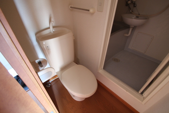 レオパレス金剛寺