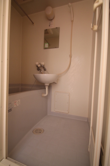 レオパレス金剛寺