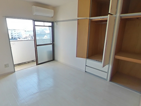 ロイヤルシャトー