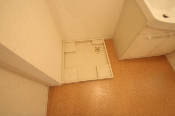 ハイツウエムラ