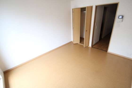 ハイツウエムラ