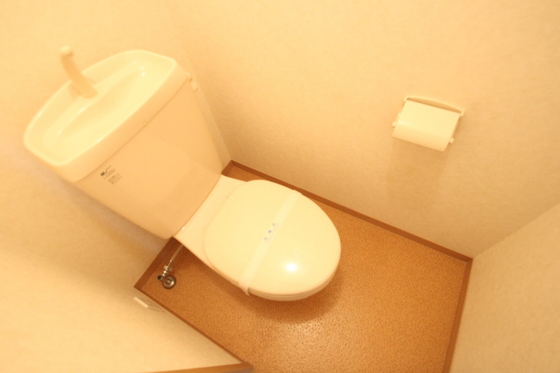 ハイツウエムラ