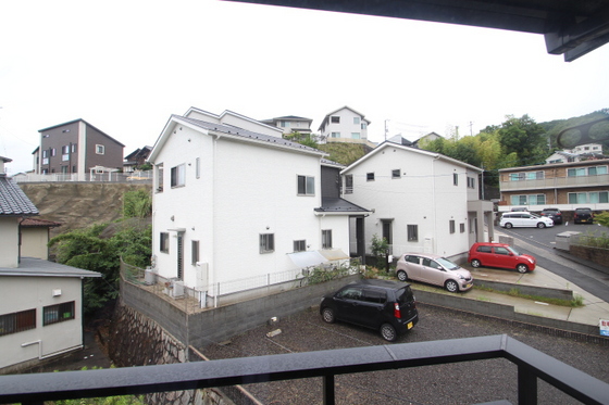 ハイツウエムラ