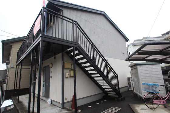 ハイツウエムラ