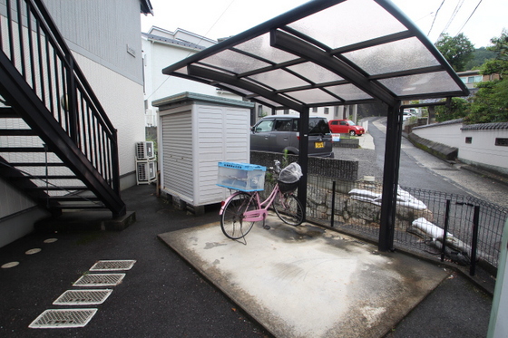 ハイツウエムラ