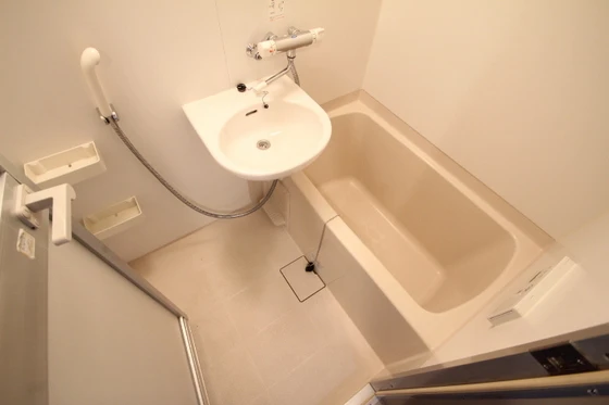 ドミトリー庚午壱番館