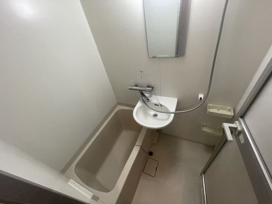 ドミトリー庚午壱番館