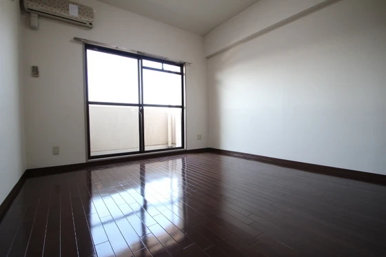 ドミトリー庚午壱番館