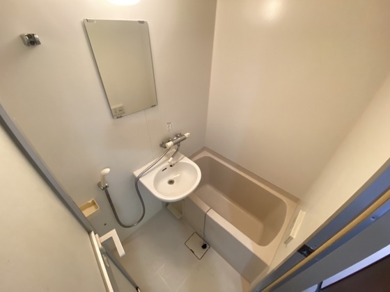 ドミトリー庚午壱番館