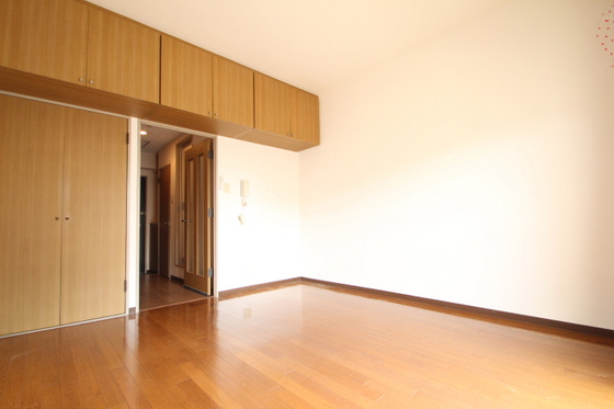 ドミトリー庚午壱番館