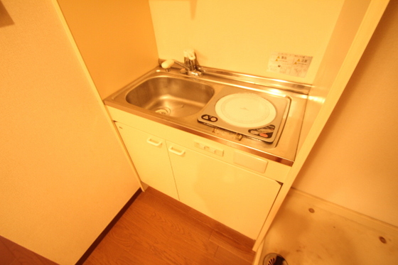 ドミトリー庚午壱番館