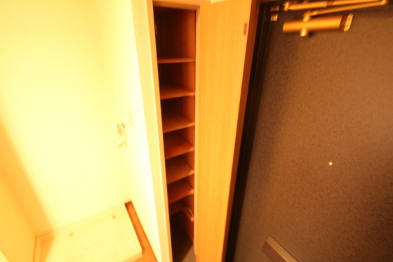 ドミトリー庚午壱番館