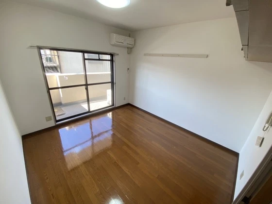 ドミトリー庚午壱番館