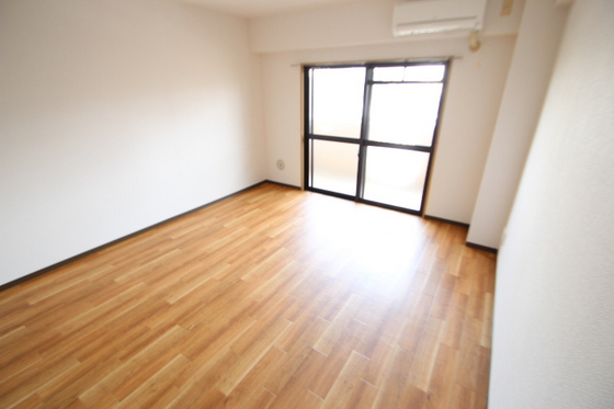 ラ・ベル・メゾン古市