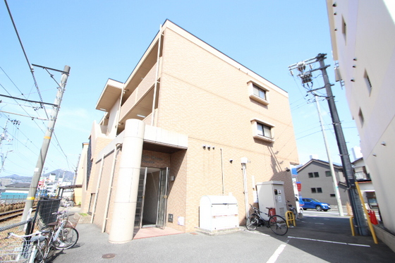 ラ・ベル・メゾン古市