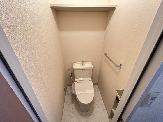 フォーレストヒルズ A棟