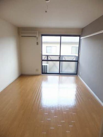 フォーレストヒルズ A棟