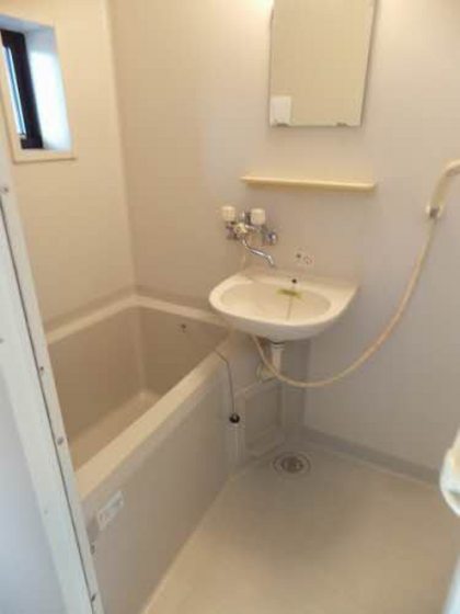 フォーレストヒルズ A棟