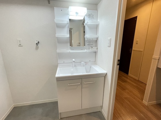 メゾン・カンフリエ井口