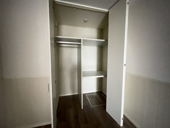 メゾン・カンフリエ井口