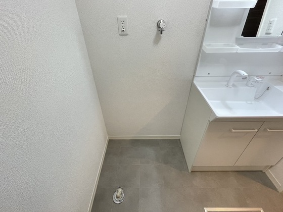 メゾン・カンフリエ井口