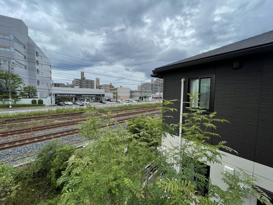 メゾン・カンフリエ井口