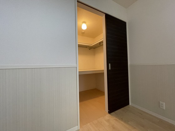 メゾン・カンフリエ井口