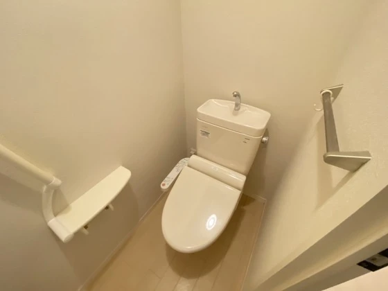 メゾン・カンフリエ井口