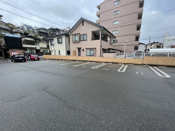 メゾン・カンフリエ井口