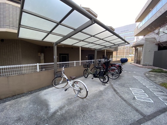 メゾン・カンフリエ井口