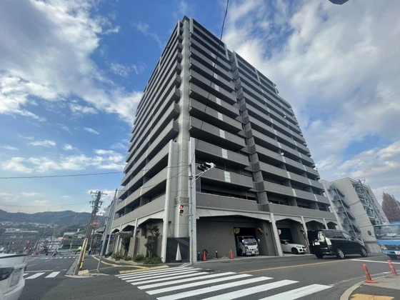 フローレンス己斐本町リバーサイド