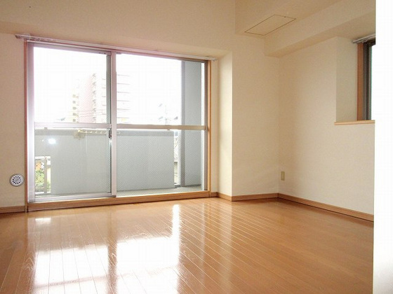 ハウスバーンフリート舟入南