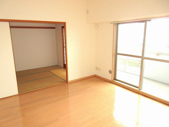 ハウスバーンフリート舟入南