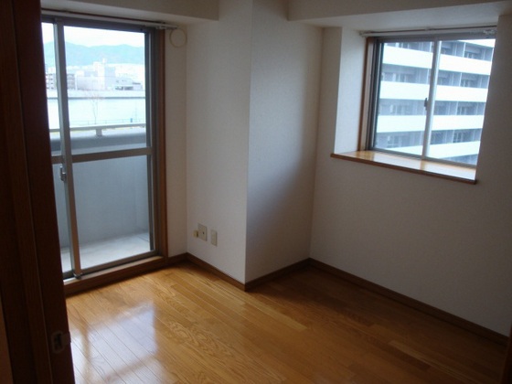 ハウスバーンフリート舟入南