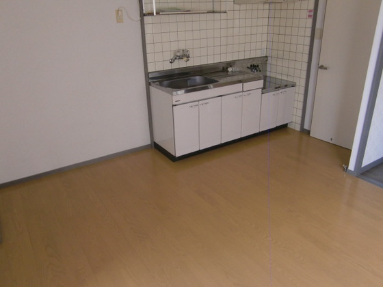 ロイヤルハウス西霞