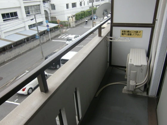 ロイヤルハウス西霞