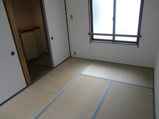 ロイヤルハウス西霞